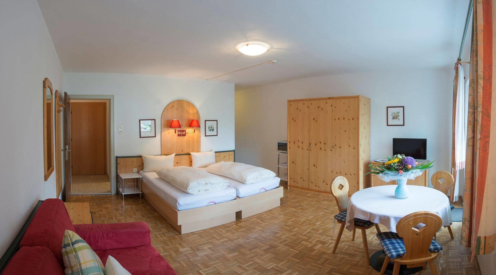 Tirolerhaus Apartment Walchsee Ngoại thất bức ảnh