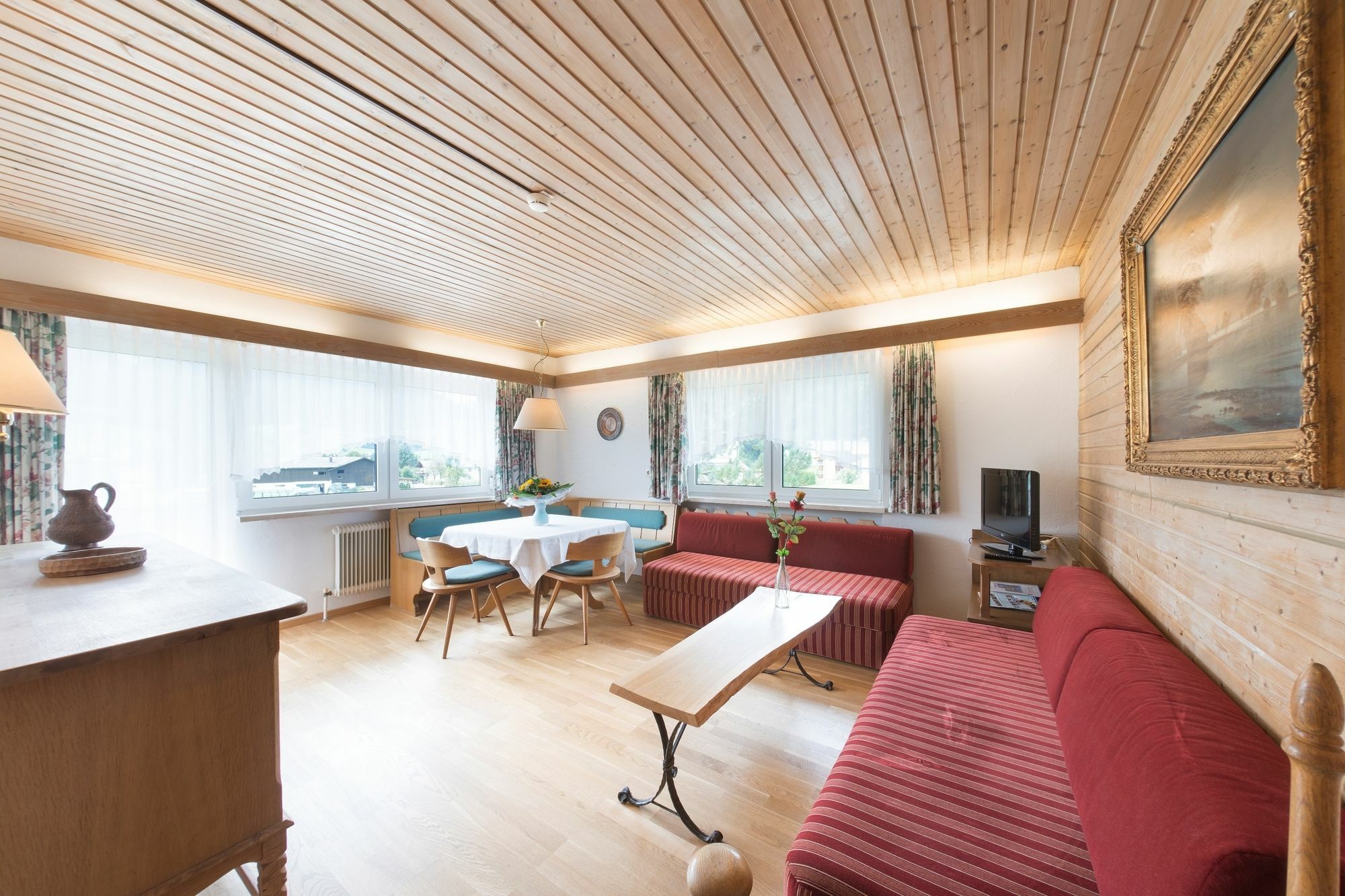 Tirolerhaus Apartment Walchsee Ngoại thất bức ảnh